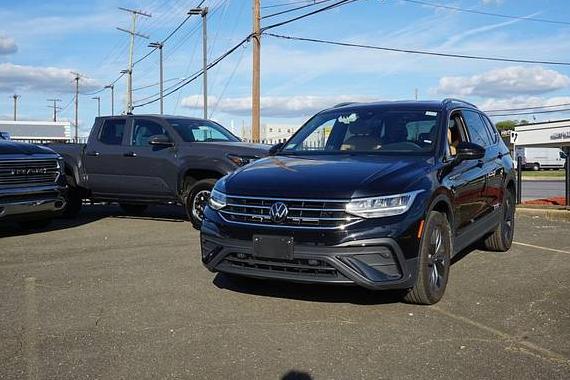 VOLKSWAGEN TIGUAN 4MOTION 2024 3VV2B7AX3RM195871 image